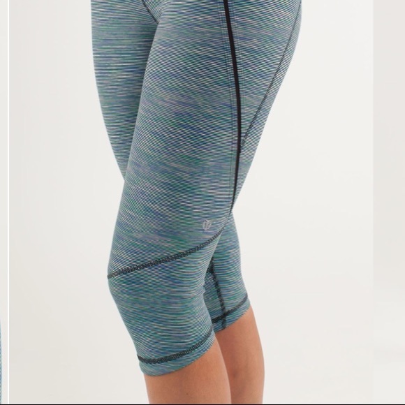 Lululemon Run: Excel Crop - Picture 7 of 15